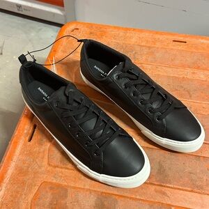 Banana Republic Outlet Black VEGAN LEATHER (Faux) Dress SNEAKERS Size 11 NWT